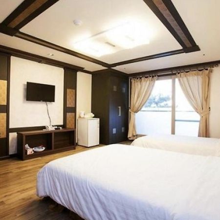 Jeju Ts Youth Hostel & Resort مدينة سيوجويبو المظهر الخارجي الصورة